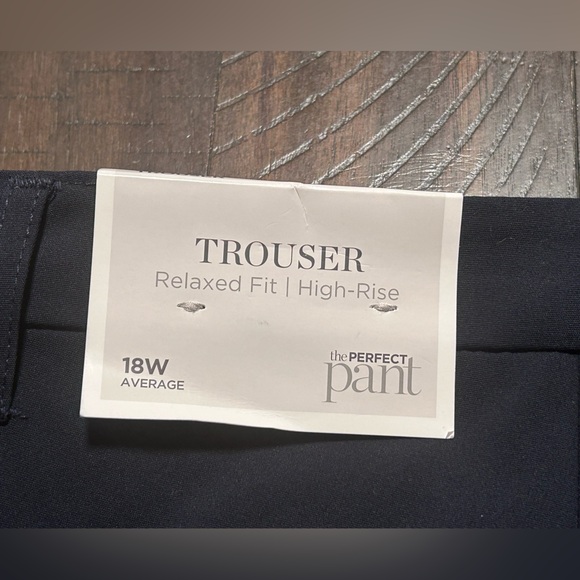 CJ Banks Woman’s Relaxed Fit High Rise Black Trousers/Dress Pants Size 18W - Picture 10 of 11